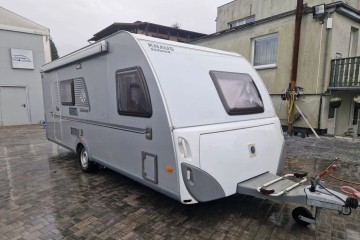 bogate wyposażenie / GOTOWA DO PODRÓŻY